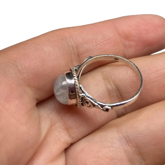 Rainbow Moonstone Ring Size 8 Solid Sterling Silver 925 Dainty Boho Stone - Picture 12 of 12